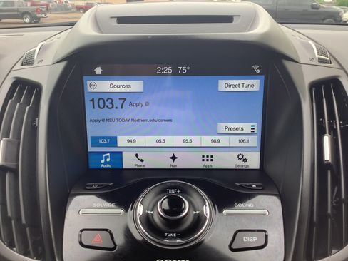 Used 2018 Ford Escape Titanium w/ Ford Safe & Smart Package AWD/4WD image 18