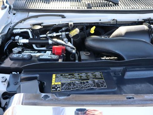 Used 2012 Ford E-350 and Econoline 350 XLT image 38