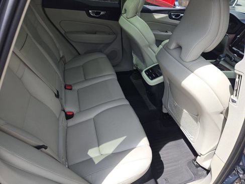Used 2019 Volvo XC60 T5 Inscription w/ Protection Package Premier AWD/4WD image 27