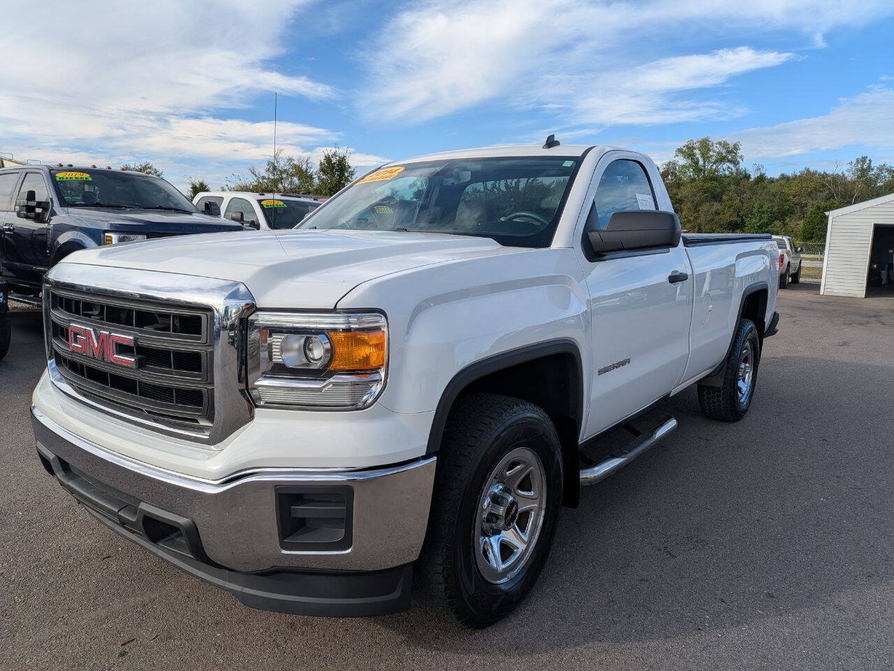 Used 2014 GMC Sierra 1500 4x4 Regular Cab w/ Sierra Convenience Package image 3