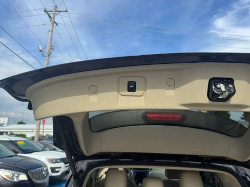 Used 2015 Nissan Murano SL w/ SL Technology Package FWD image 16