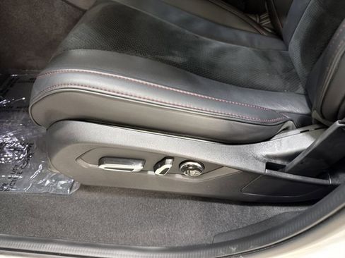 Used 2026 Acura MDX A-Spec image 17