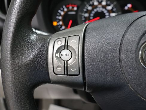 Used 2011 Toyota RAV4 4WD w/ Upgrade Value Pkg image 31