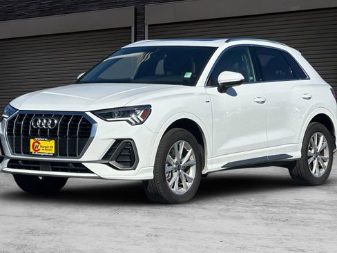 Used 2025 Audi Q3 2.0T Premium AWD/4WD image 9