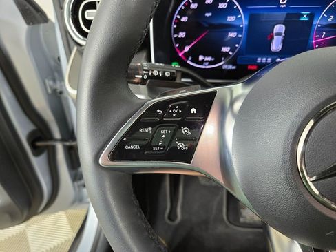 Certified 2025 Mercedes-Benz GLC 300 4MATIC image 25