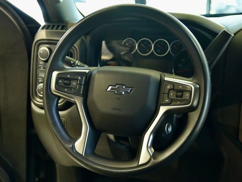 Used 2021 Chevrolet Silverado 1500 Custom Trail Boss w/ Safety Confidence Package AWD/4WD image 18