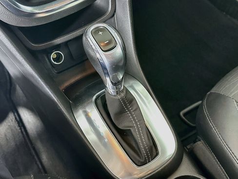Used 2015 Buick Encore FWD image 23