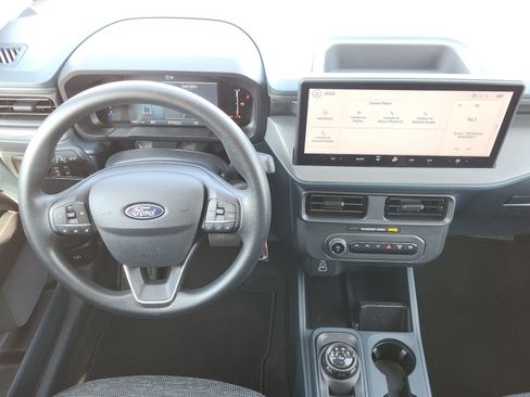 Used 2025 Ford Maverick XL w/ Equipment Group 102A AWD/4WD image 31