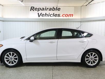 Used 2017 Ford Fusion SE
