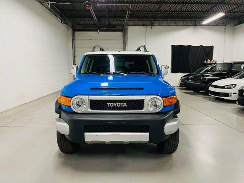 Used 2007 Toyota FJ Cruiser 4WD image 3