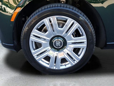 New 2026 Rolls-Royce Cullinan image 13