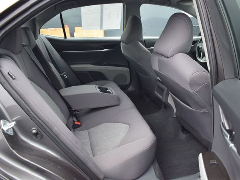 Used 2024 Toyota Camry LE image 11