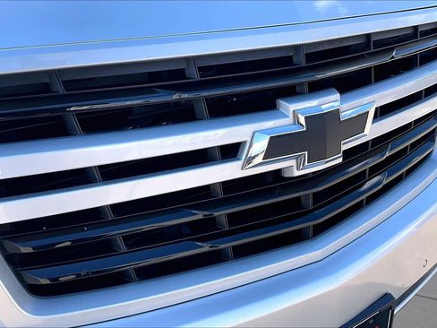 Used 2019 Chevrolet Tahoe LT w/ RST Edition AWD/4WD image 30