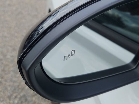 Used 2025 Volkswagen Jetta Sport FWD image 21