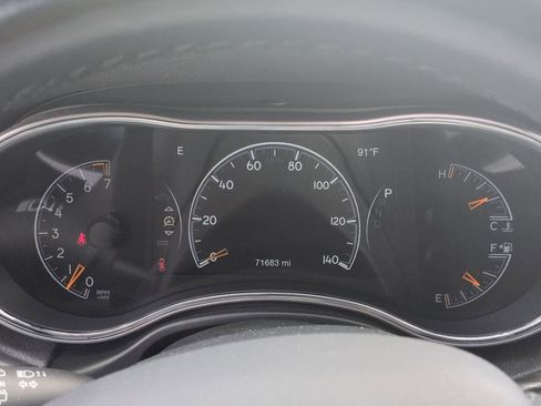 Certified 2020 Jeep Grand Cherokee Laredo w/ Security & Convenience Group AWD/4WD image 31