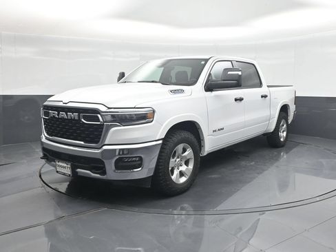 Used 2025 RAM 1500 Lone Star AWD/4WD image 1