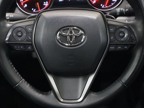 Used 2023 Toyota Camry XSE w/ Navigation Package image 17