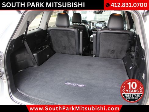 Used 2016 Toyota Highlander Limited w/ Driver Technology Package image 33