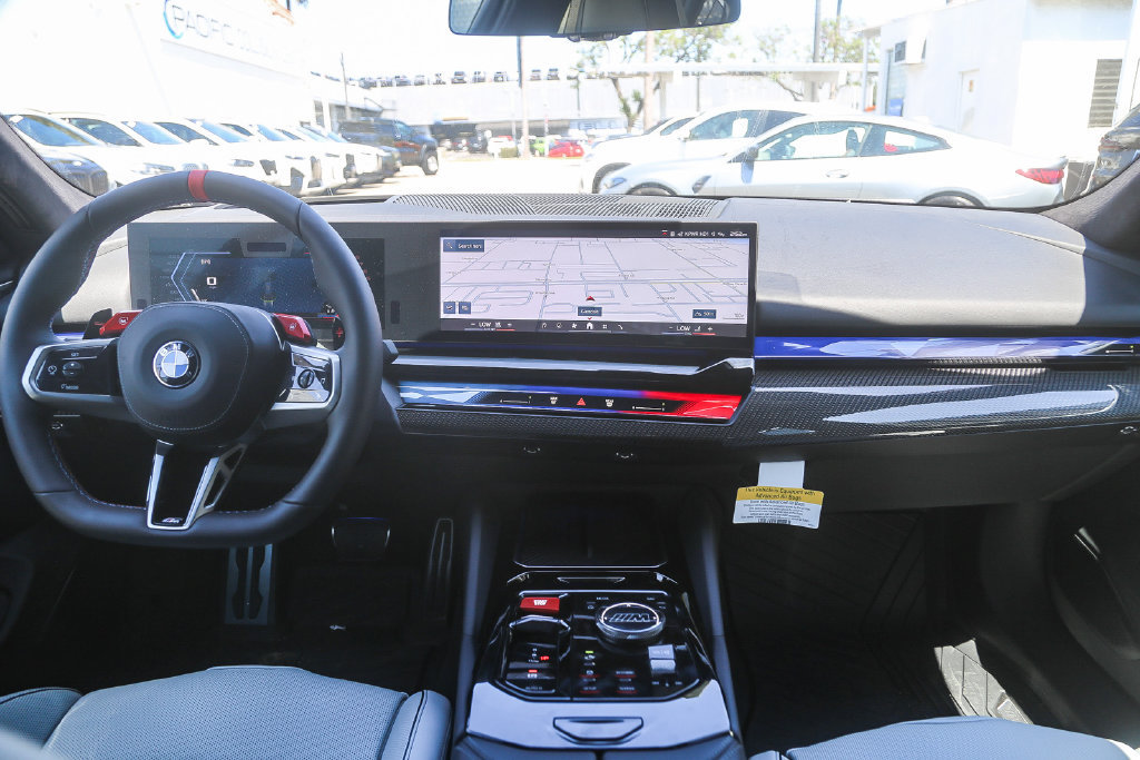 Used 2026 BMW M5 AWD/4WD image 9