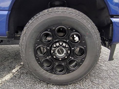 New 2026 Ford F250 Lariat w/ Black Appearance Package image 11