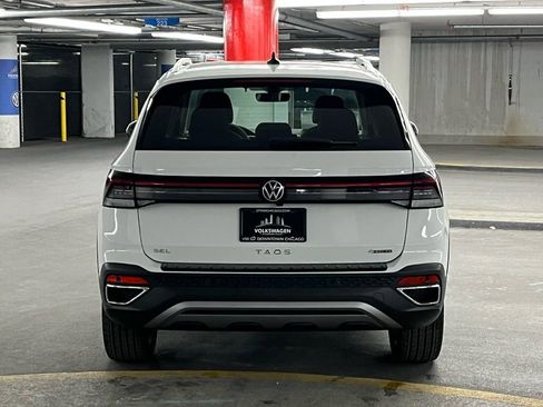 New 2026 Volkswagen Taos SEL AWD/4WD image 33