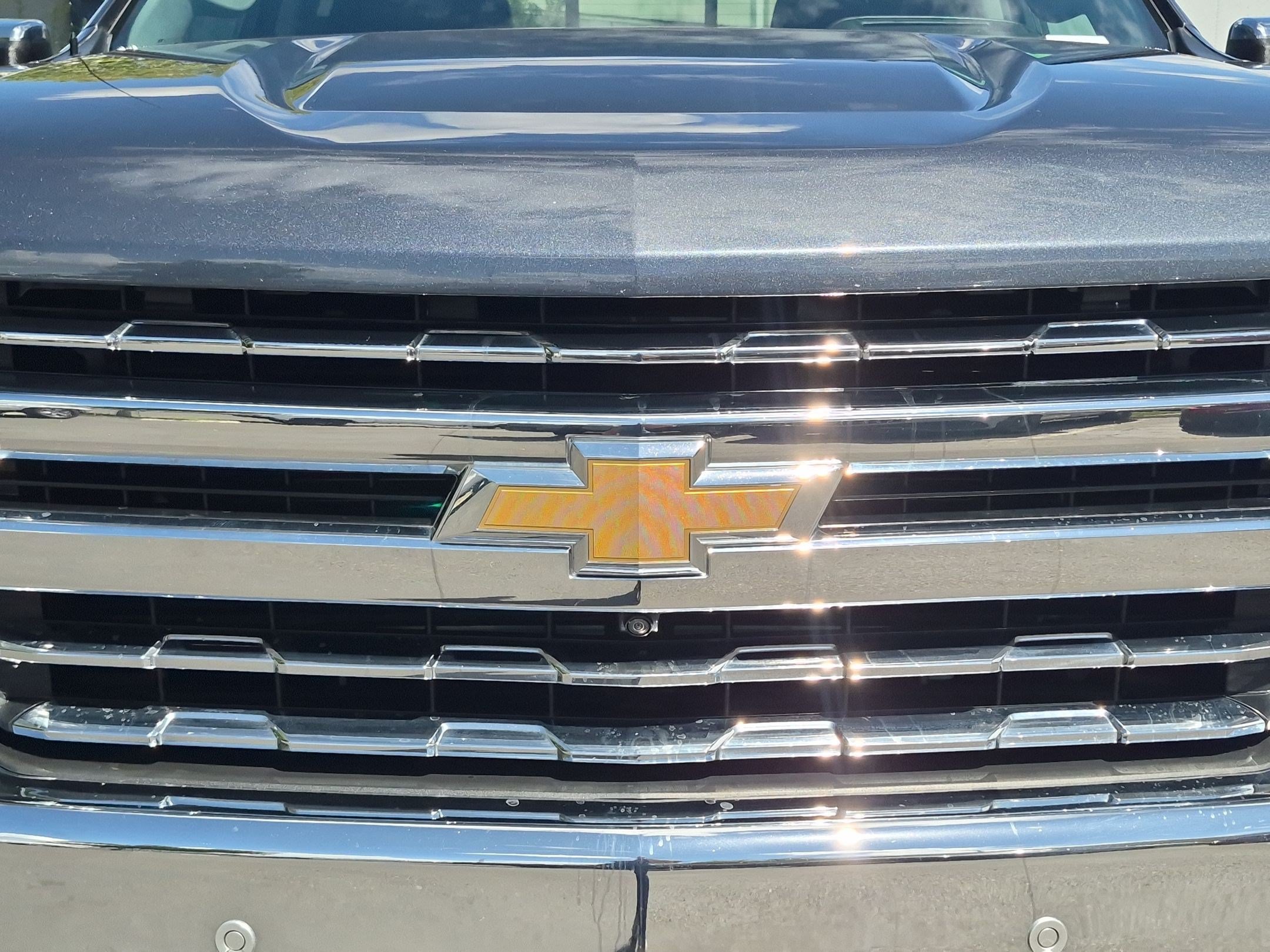 Certified 2021 Chevrolet Silverado 1500 LTZ w/ LTZ Premium Package AWD/4WD image 11