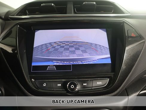 Used 2022 Chevrolet TrailBlazer LT w/ Sun and Liftgate Package image 6