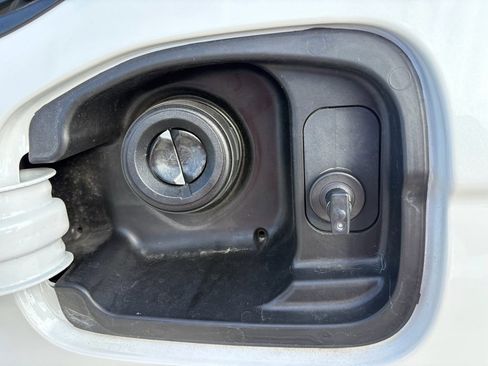 Certified 2025 Honda Accord SE image 28