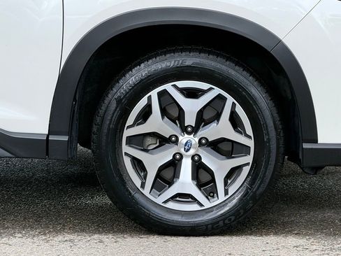 Used 2023 Subaru Forester Premium AWD/4WD image 6