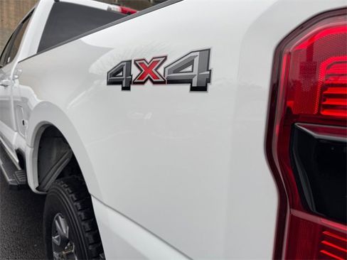 Used 2024 Ford F350 Lariat w/ Camper Package image 28