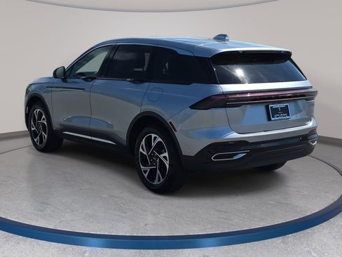 New 2026 Lincoln Nautilus Premier AWD/4WD image 7