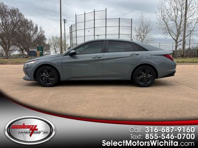 Used 2022 Hyundai Elantra Blue