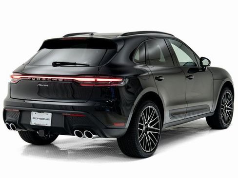 New 2026 Porsche Macan image 36