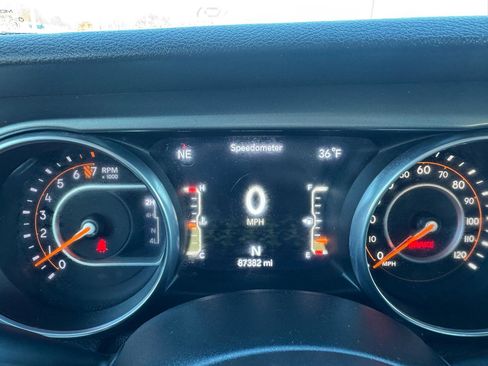 Used 2018 Jeep Wrangler Unlimited Sport S AWD/4WD image 14