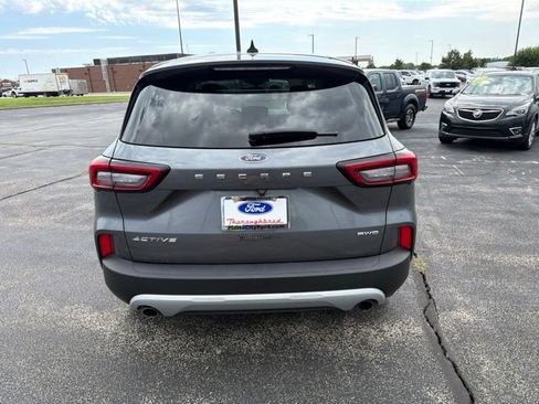 Used 2024 Ford Escape Active AWD/4WD image 4