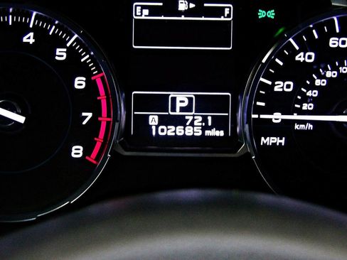 Used 2017 Subaru Forester 2.5i Touring AWD/4WD image 15