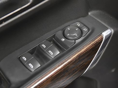 Used 2021 GMC Sierra 1500 Elevation image 17