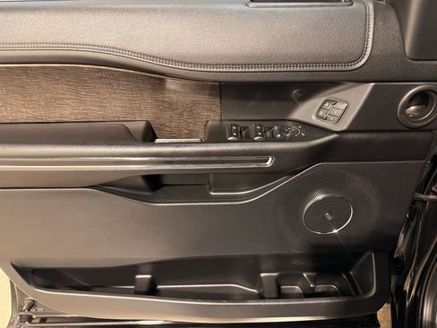 Used 2021 Ford Expedition Limited w/ Cargo Package image 15