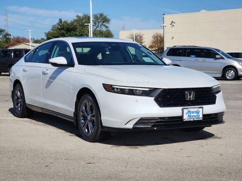 New 2025 Honda Accord EX-L image 3