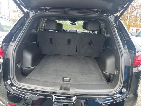 Used 2025 Chevrolet Blazer RS image 19