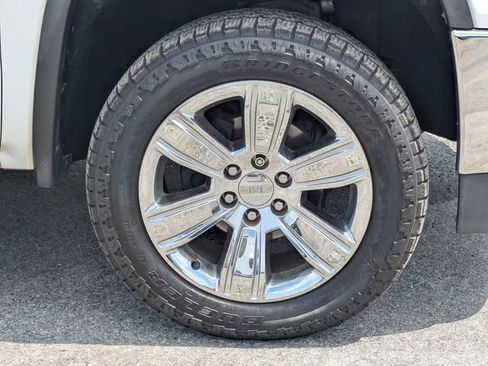 Used 2018 GMC Sierra 1500 SLT AWD/4WD image 12