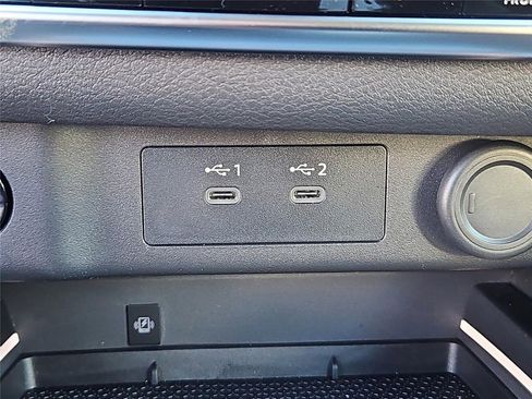 New 2026 Nissan Rogue SV AWD/4WD image 9
