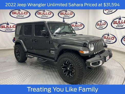 Used 2022 Jeep Wrangler Unlimited Sahara AWD/4WD image 1