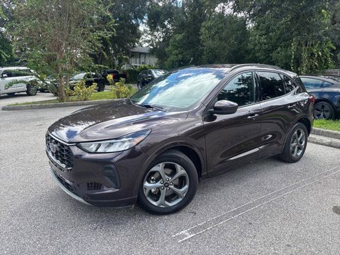 Used 2023 Ford Escape ST-Line w/ Equipment Group 301A image 2