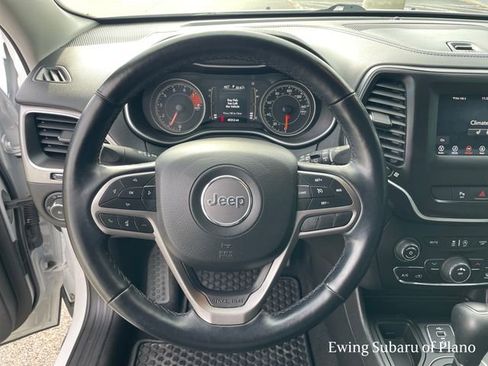 Used 2021 Jeep Cherokee Latitude Lux image 10