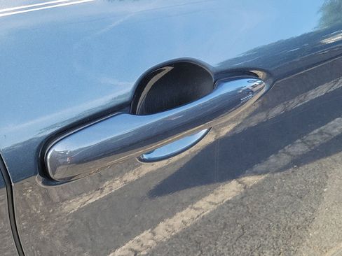 Certified 2019 Toyota Avalon XSE FWD image 5