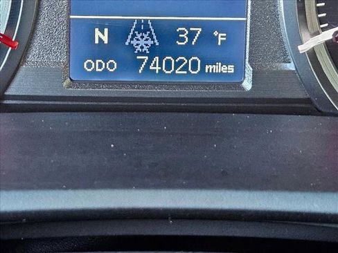 Used 2019 Toyota 4Runner SR5 image 16