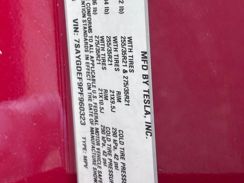 Used 2023 Tesla Model Y Performance AWD/4WD image 11