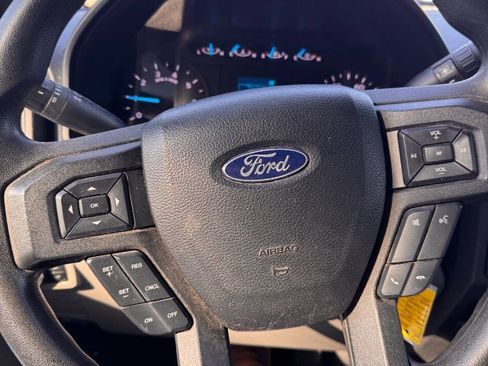 Used 2017 Ford F250 XL w/ Power Equipment Group AWD/4WD image 9