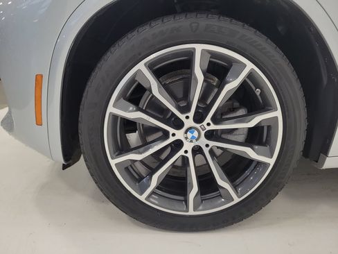 Used 2020 BMW X4 xDrive30i w/ M Sport Package 2 AWD/4WD image 9